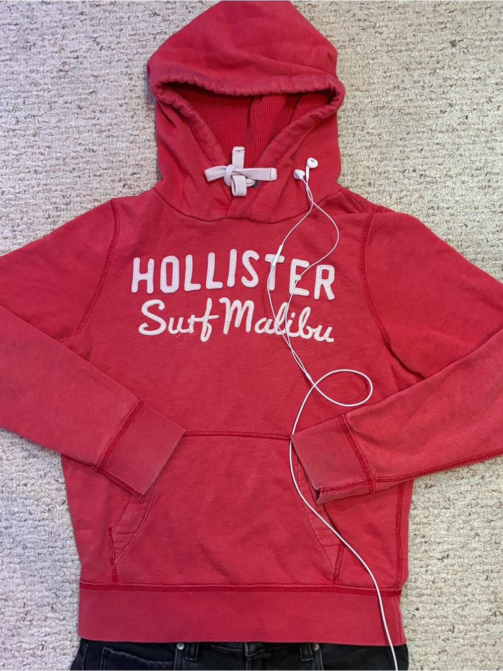 Rare 2000s Men's Vintage Red Hollister tee